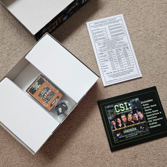 CSI: Crime Scene Investigation - 4 New Crime Stories - Board Game 2004 - Picture 7 of 12